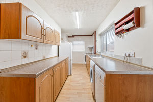 Kitchen/Dining Room- click for photo gallery